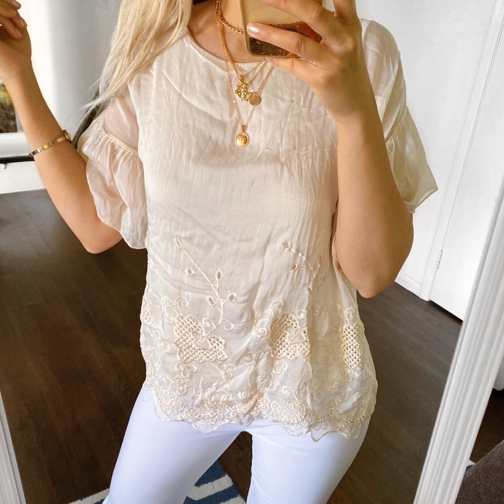 🐚 VIA SIGNORIA BEIGE SILK TOP!